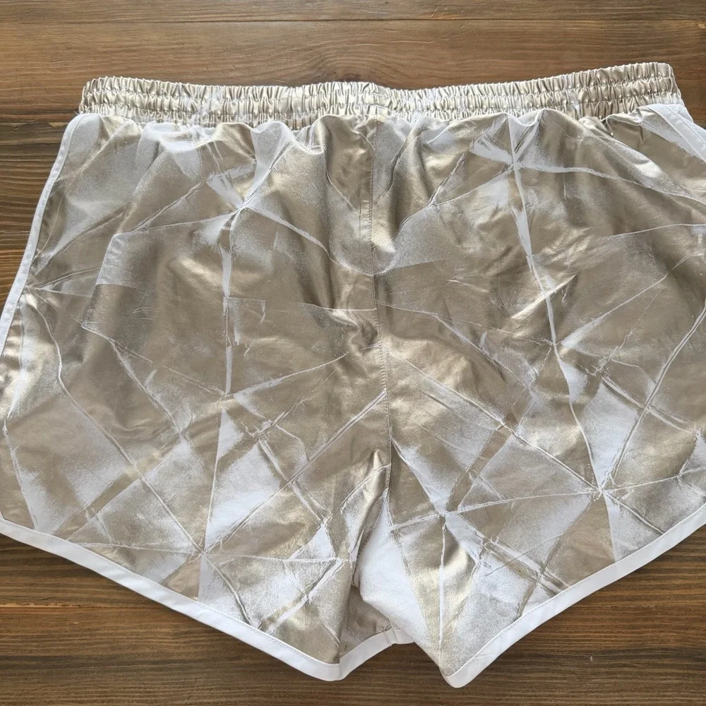 Under Armour Speed‎ Stride metallic Running shorts